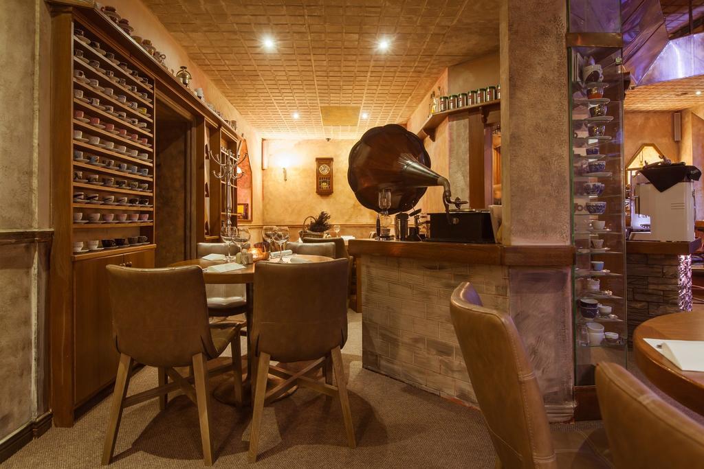 Bonato Hotel Nachod Exterior photo